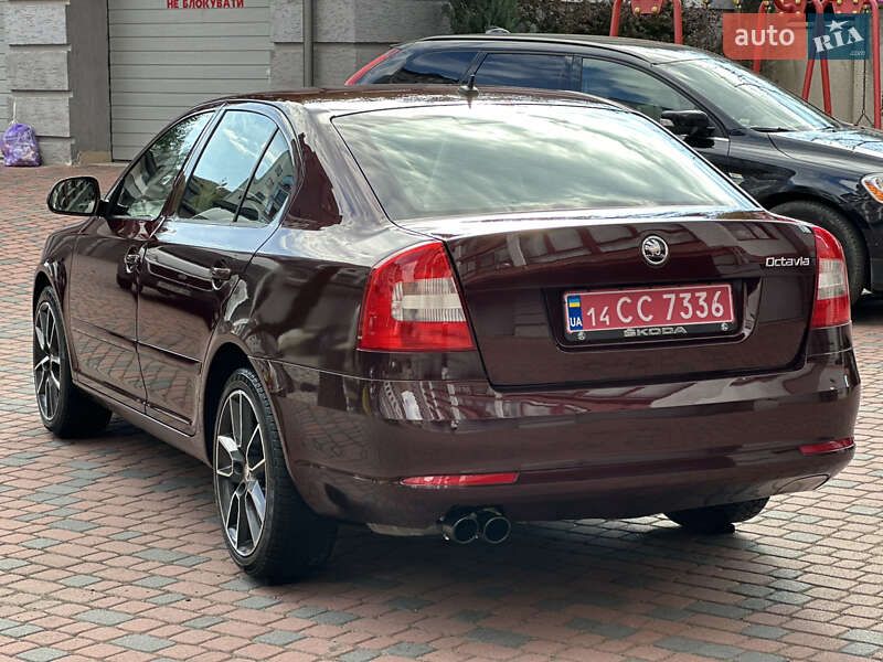 Лифтбек Skoda Octavia 2010 в Ивано-Франковске