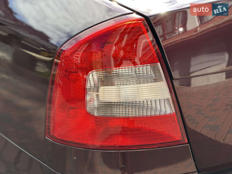 Лифтбек Skoda Octavia 2010 в Ивано-Франковске
