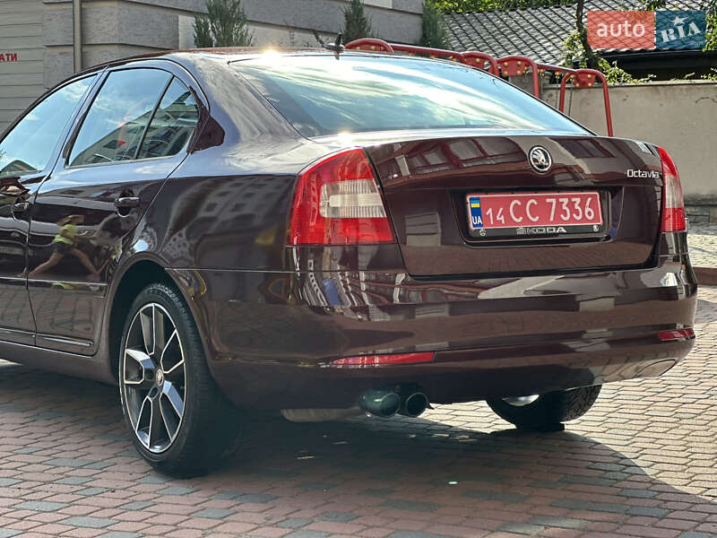 Лифтбек Skoda Octavia 2010 в Ивано-Франковске