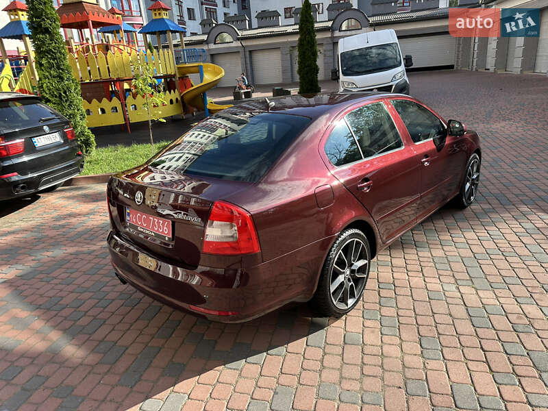 Лифтбек Skoda Octavia 2010 в Ивано-Франковске