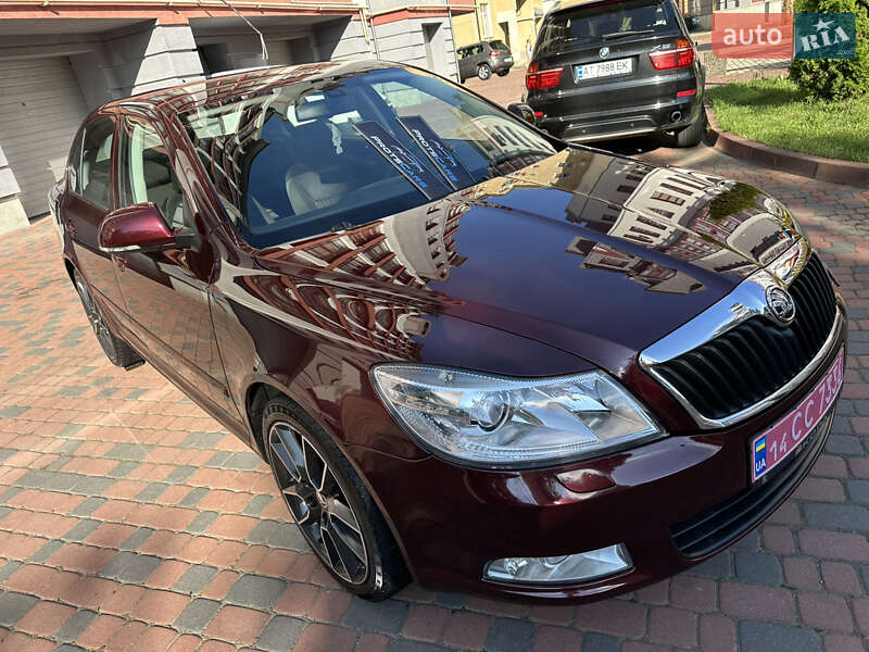 Лифтбек Skoda Octavia 2010 в Ивано-Франковске