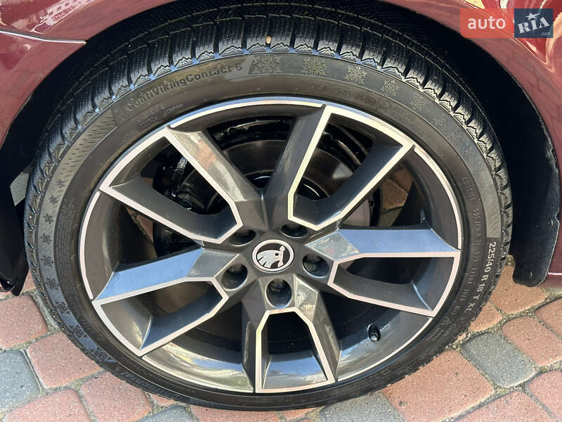 Лифтбек Skoda Octavia 2010 в Ивано-Франковске