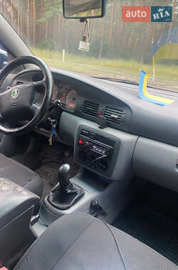 Ліфтбек Skoda Octavia 1998 в 