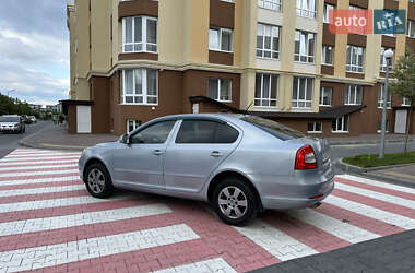 Лифтбек Skoda Octavia 2011 в 