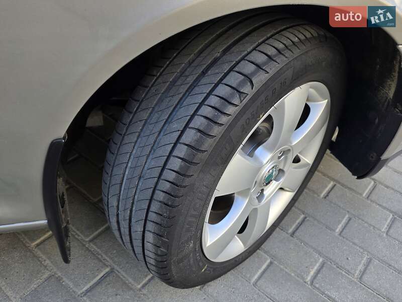 Универсал Skoda Octavia 2007 в Тернополе