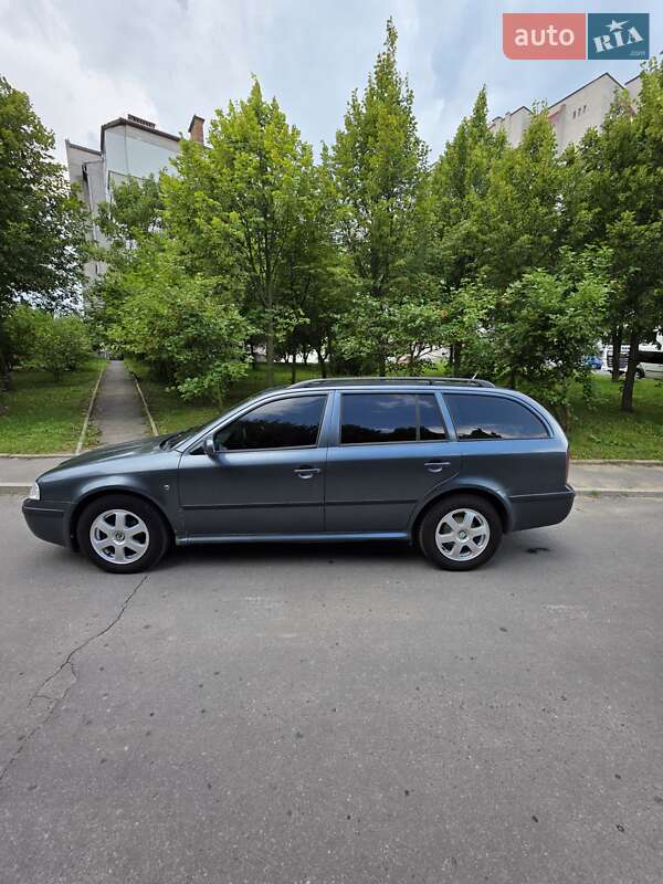 Универсал Skoda Octavia 2004 в Хмельницком