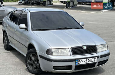 Ліфтбек Skoda Octavia 2000 в Кам'янець-Подільському