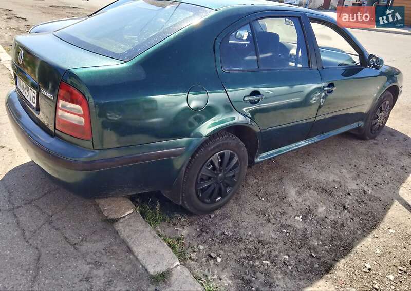 Лифтбек Skoda Octavia 2002 в Николаеве