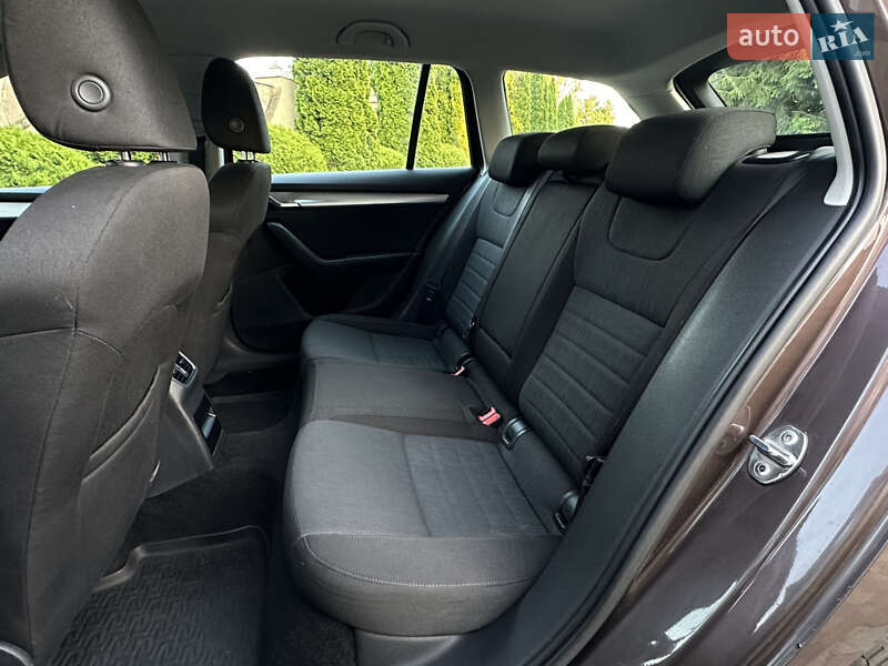 Универсал Skoda Octavia 2014 в Сарнах