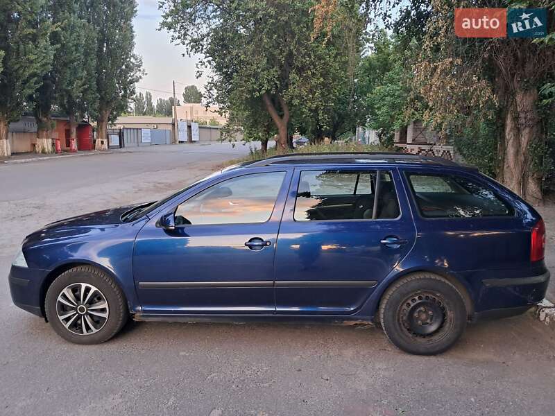 Універсал Skoda Octavia 2006 в Черкасах