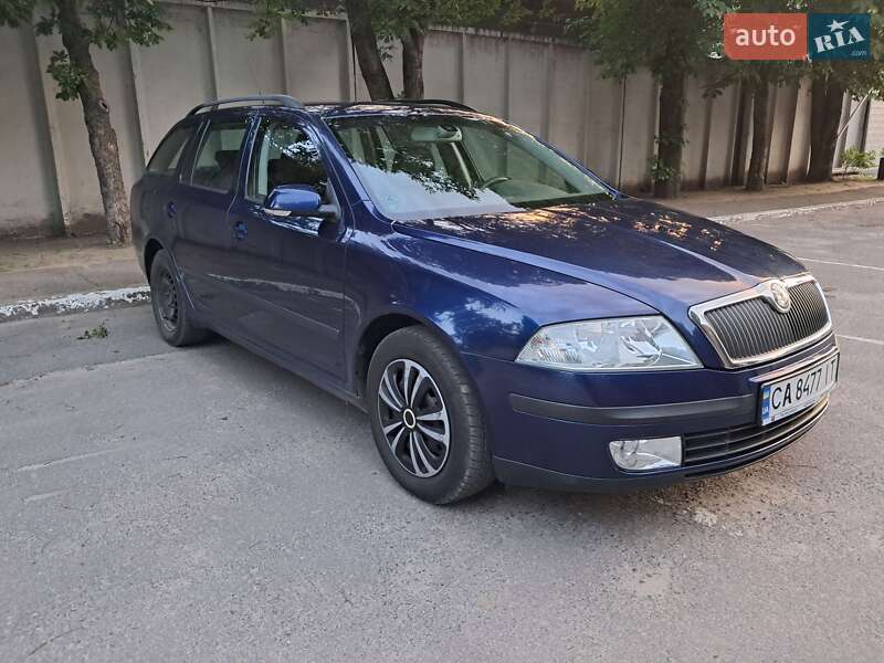 Універсал Skoda Octavia 2006 в Черкасах