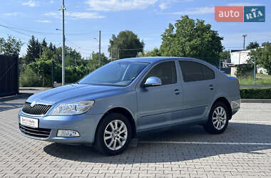 Ліфтбек Skoda Octavia 2010 в Чернівцях