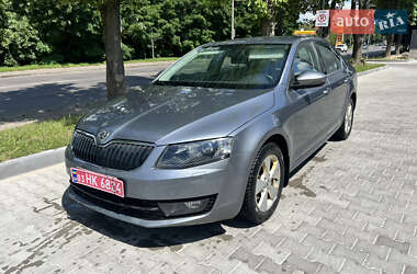 Лифтбек Skoda Octavia 2013 в 