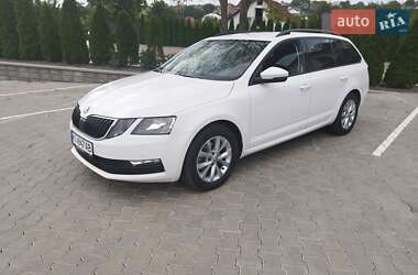 Универсал Skoda Octavia 2019 в Черновцах