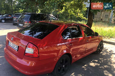 Лифтбек Skoda Octavia 2010 в 