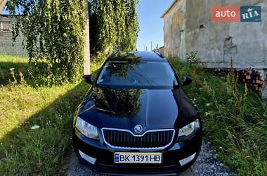Универсал Skoda Octavia 2015 в Вараше