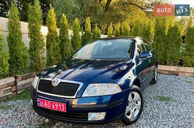 Лифтбек Skoda Octavia 2008 в 