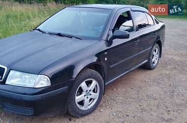Лифтбек Skoda Octavia 2003 в Бориславе