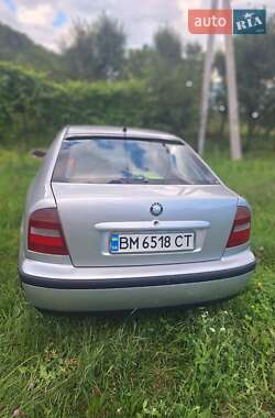 Лифтбек Skoda Octavia 1998 в Надворной