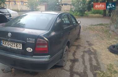 Лифтбек Skoda Octavia 2000 в 