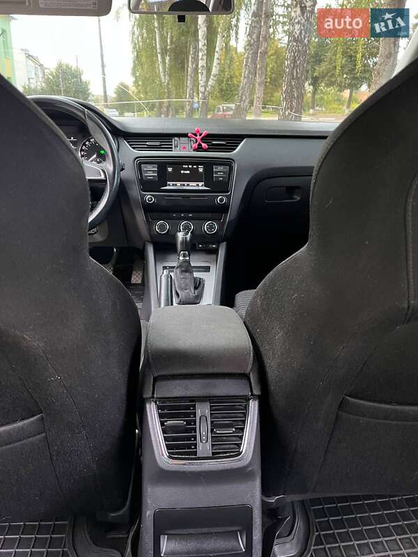 Універсал Skoda Octavia 2015 в Тетієві