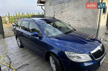 Универсал Skoda Octavia 2012 в Львове