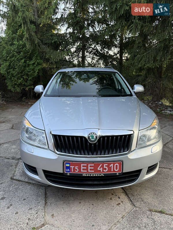 Універсал Skoda Octavia 2012 в Ковелі