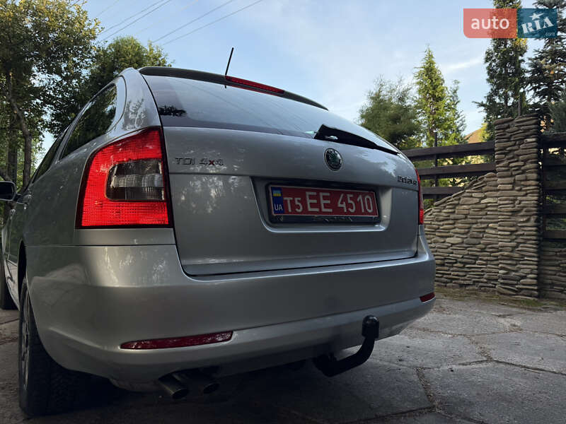 Універсал Skoda Octavia 2012 в Ковелі