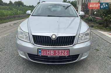 Універсал Skoda Octavia 2009 в Бучачі