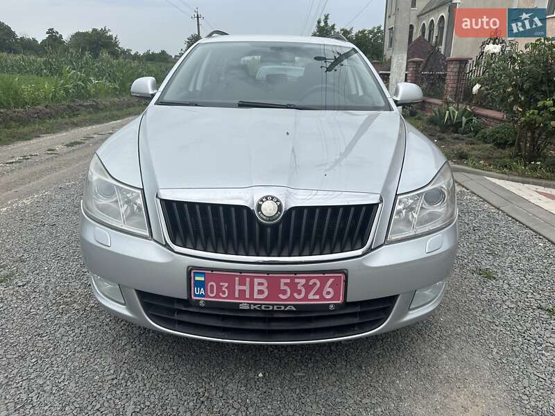 Універсал Skoda Octavia 2009 в Бучачі