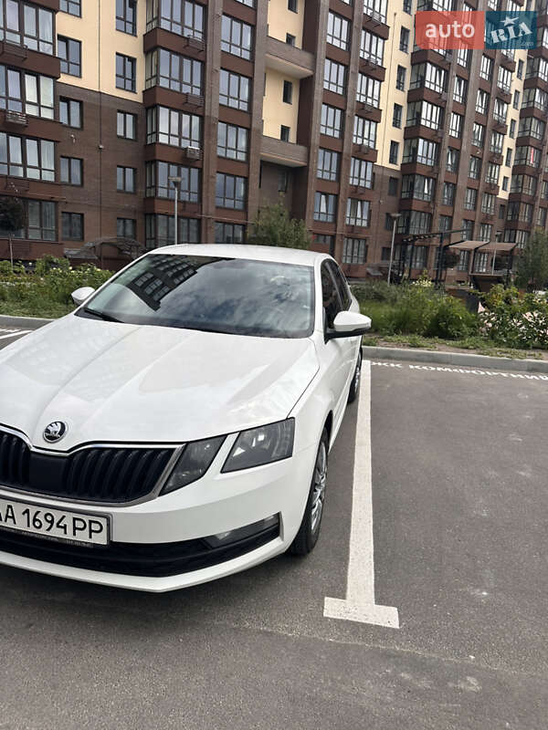 Лифтбек Skoda Octavia 2019 в Виннице