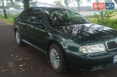 Лифтбек Skoda Octavia 2000 в Владимире