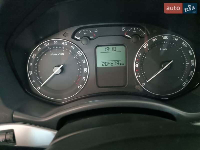 Лифтбек Skoda Octavia 2004 в Буче