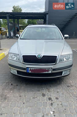 Универсал Skoda Octavia 2007 в Коростене