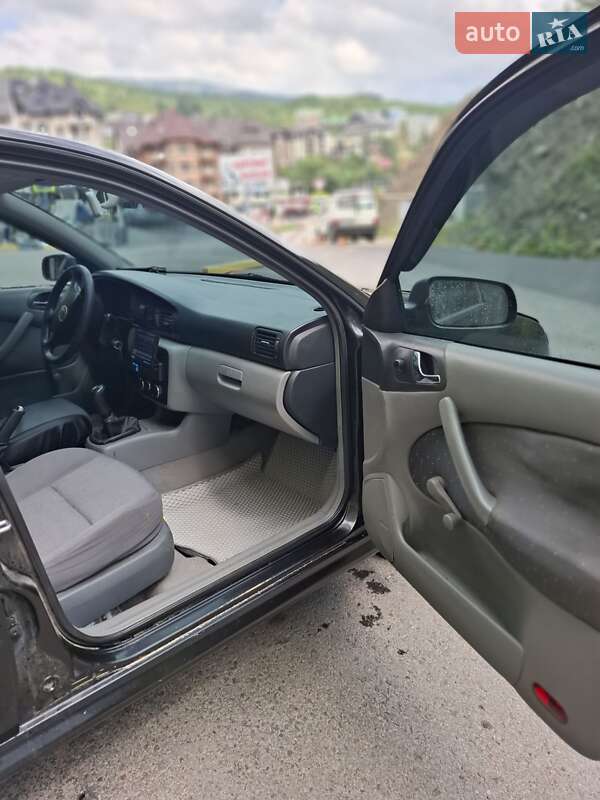 Лифтбек Skoda Octavia 2003 в Ивано-Франковске