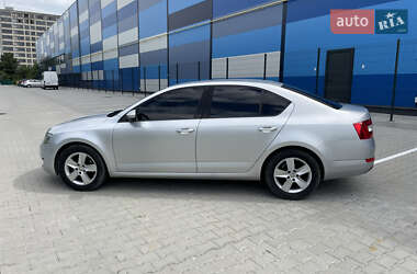 Ліфтбек Skoda Octavia 2013 в Львові