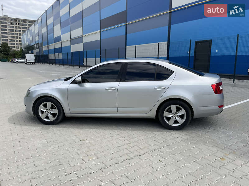 Ліфтбек Skoda Octavia 2013 в Львові фото 4 Ліфтбек Skoda Octavia 2013 в Львові