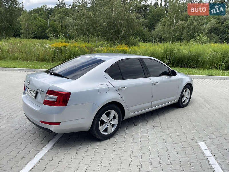 Ліфтбек Skoda Octavia 2013 в Львові фото 8 Ліфтбек Skoda Octavia 2013 в Львові