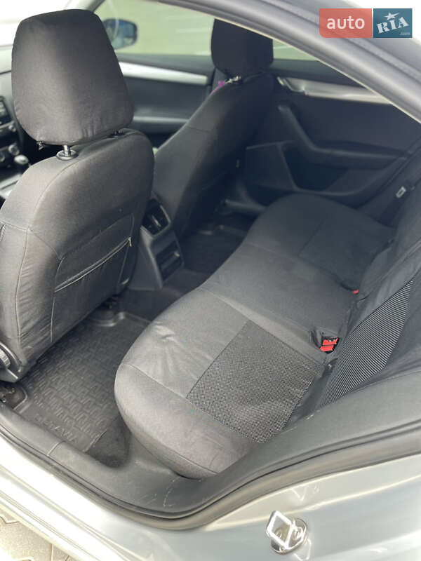 Ліфтбек Skoda Octavia 2013 в Львові фото 13 Ліфтбек Skoda Octavia 2013 в Львові