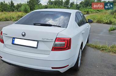 Ліфтбек Skoda Octavia 2018 в 