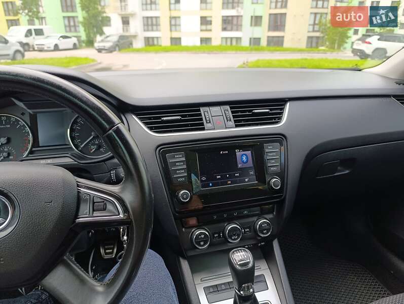 Универсал Skoda Octavia 2014 в Ровно