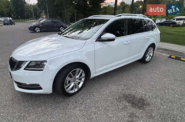 Універсал Skoda Octavia 2017 в Львові