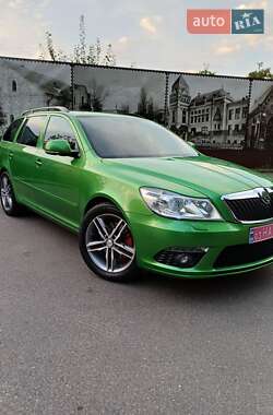 Универсал Skoda Octavia 2012 в Чернигове