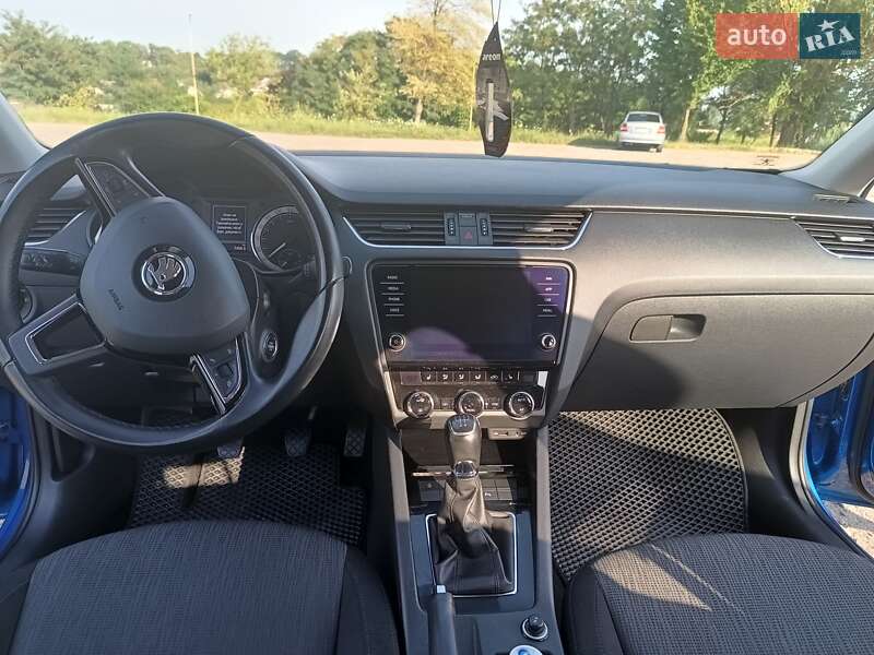 Ліфтбек Skoda Octavia 2017 в Ужгороді