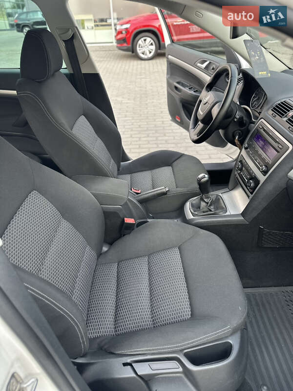 Універсал Skoda Octavia 2009 в Києві