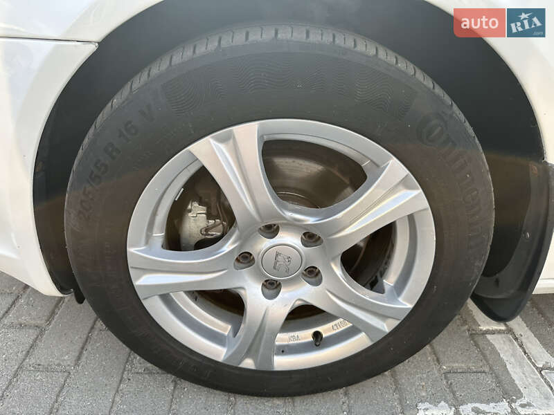 Універсал Skoda Octavia 2009 в Києві