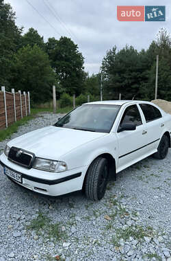 Ліфтбек Skoda Octavia 1999 в Радивиліві
