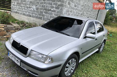Лифтбек Skoda Octavia 2000 в Сколе