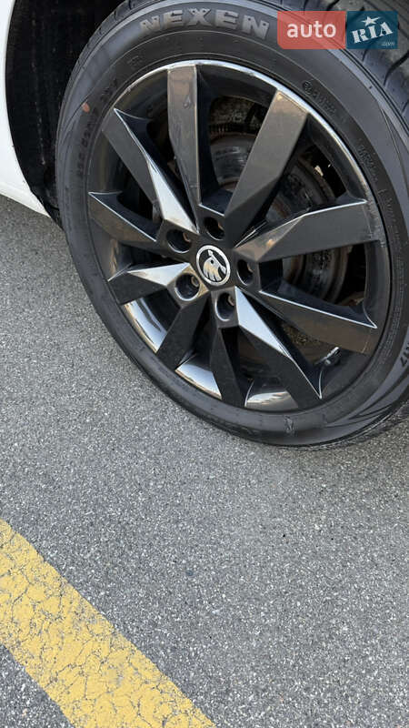 Ліфтбек Skoda Octavia 2014 в Києві