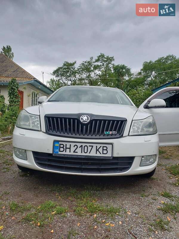 Универсал Skoda Octavia 2011 в Саврани